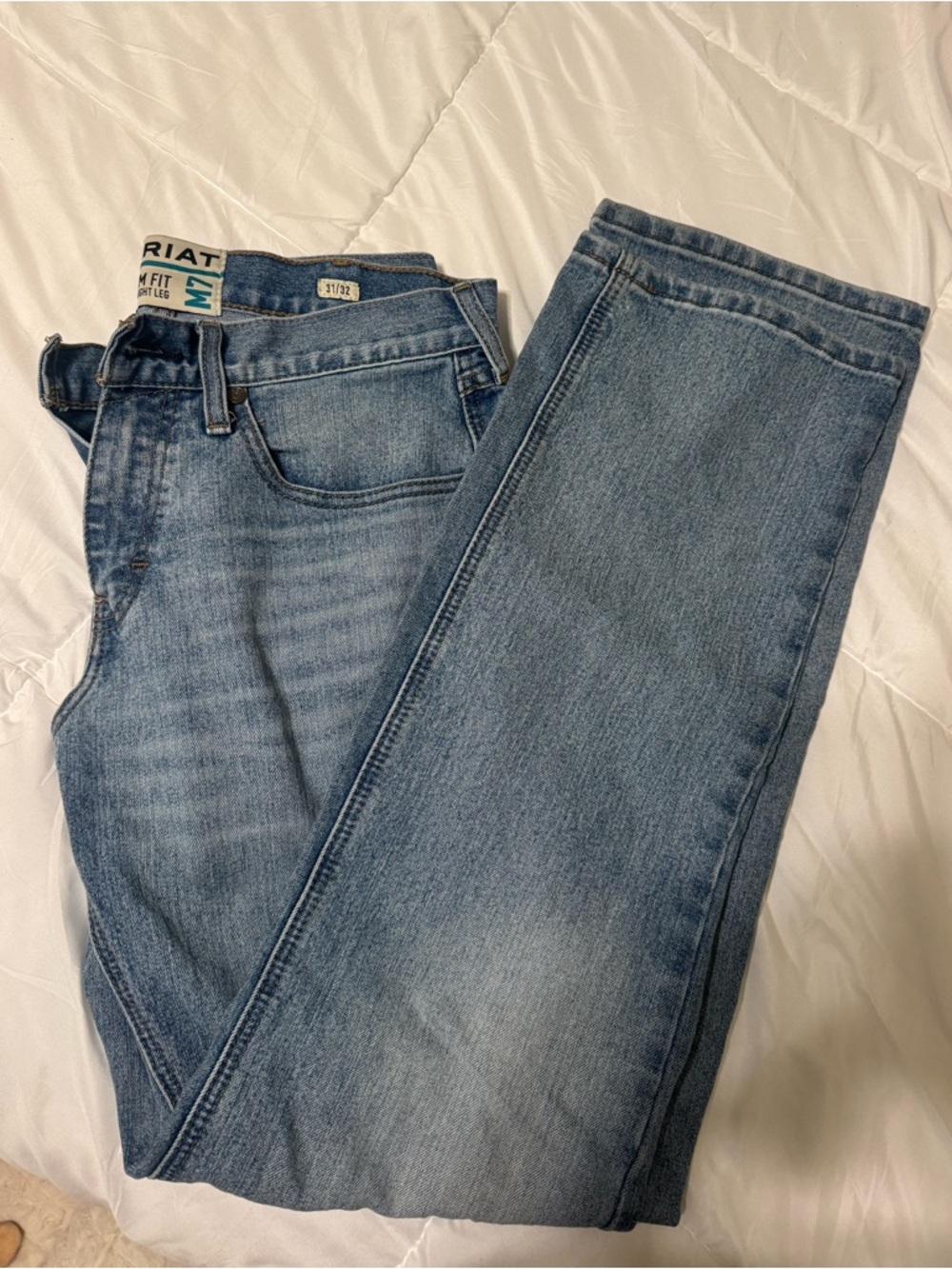 Ariat Men's Medium Wash Straight Leg Jeans